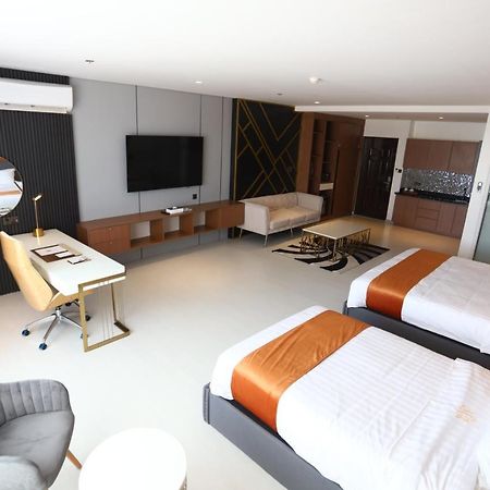 Solano Hotel Lipa City Exterior photo
